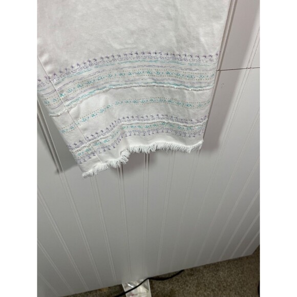 Gap Clean Out Women’s 100% Cotton Beaded White Denim Capris Size 6 Waist 30 - Picture 2 of 11